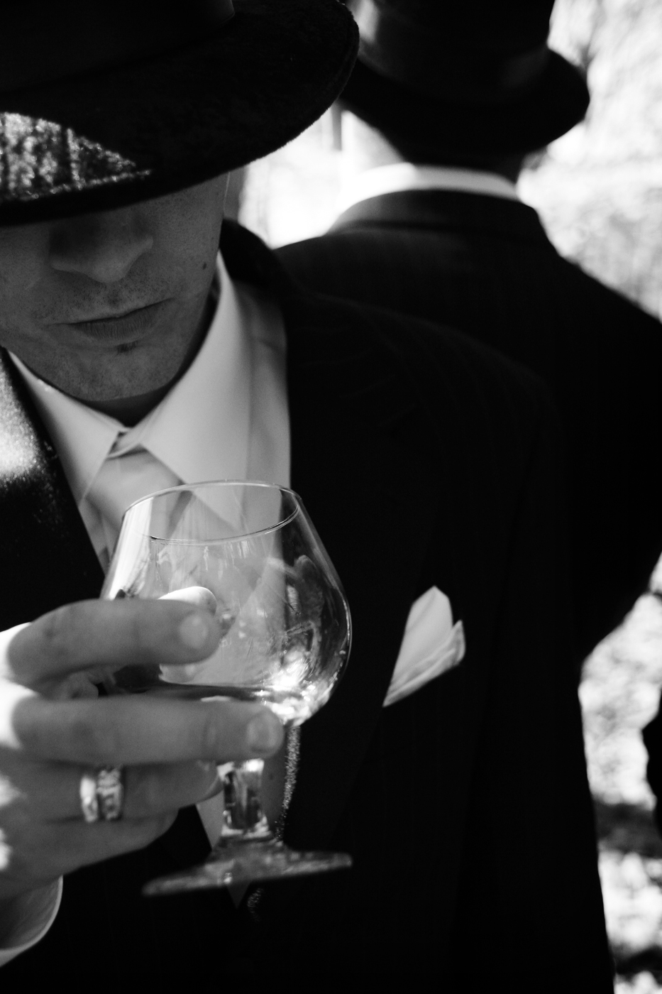 gangster-elora-wedding
