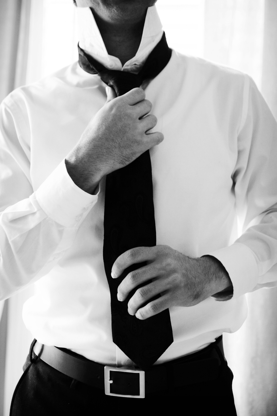 getting-ready-groom-wedding